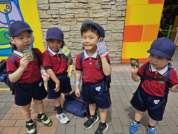 5月：母の日参観・遠足